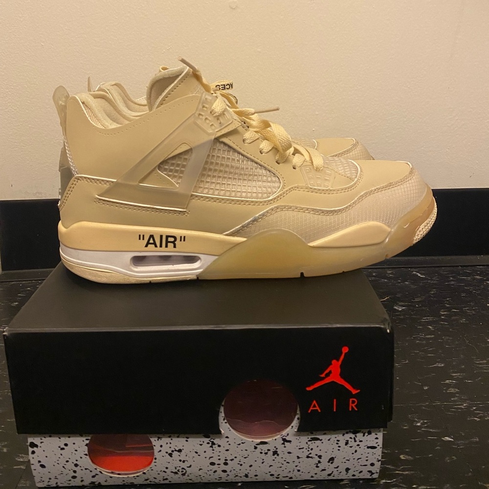 Off White Jordan 4